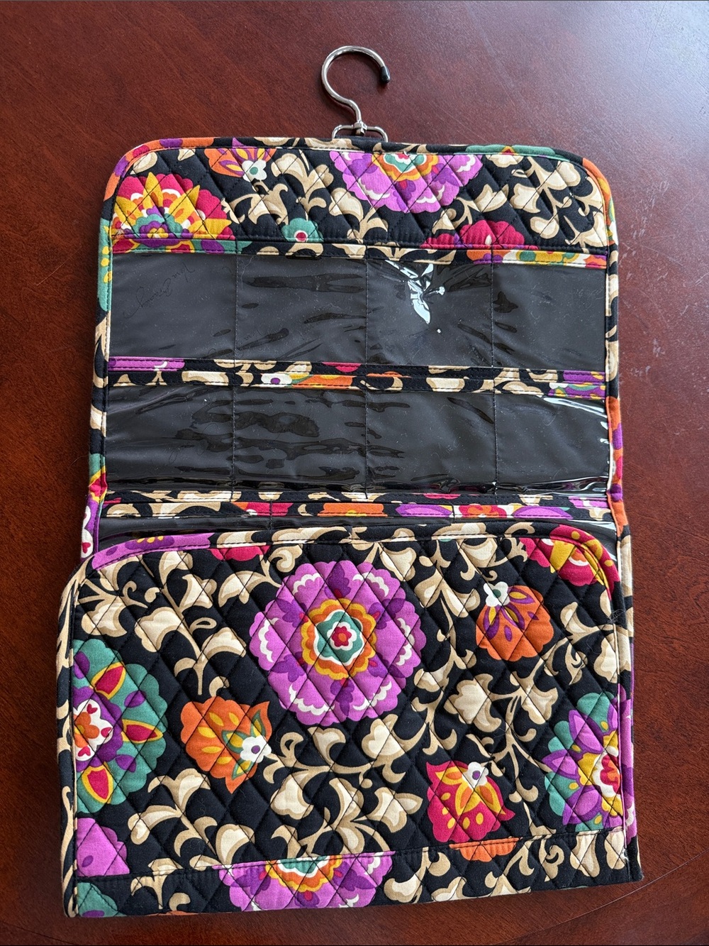VERA BRADLEY Keep it up hanging travel organizer RETIRED Suzani pattern